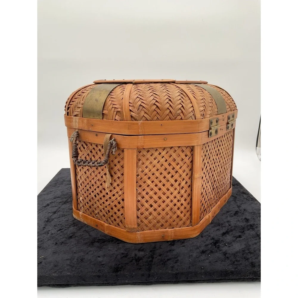 Vintage Rustic French Country Wicker/Wood Chest Brass Basket Wove Copper Inlay